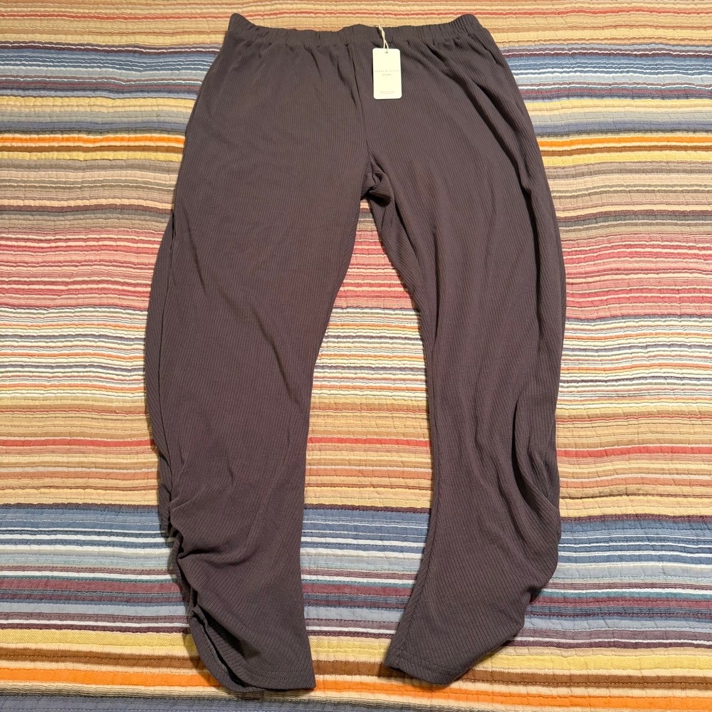 Grade & Gather‎ Charcoal Gray Ribbed Ruched Ankle Knit Pants 50299 Womens M